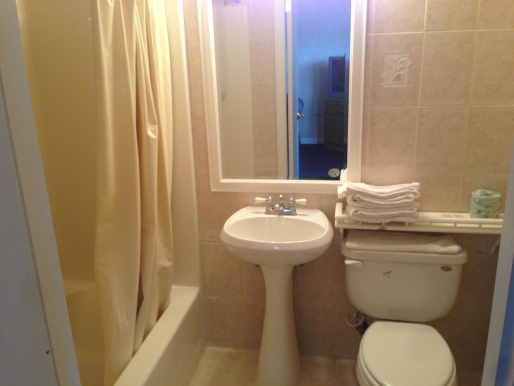 Nashoba Valley Inn & Suites Ayer Bilik gambar